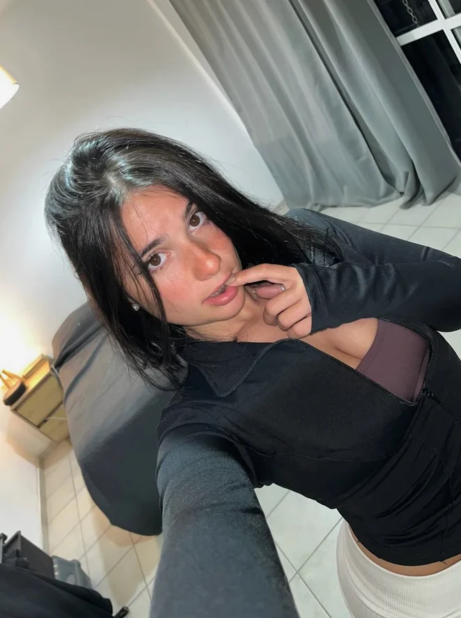 Top OnlyFans Chloe - Arvato Direct Services Stuttgart GmbH, Baden-Württemberg