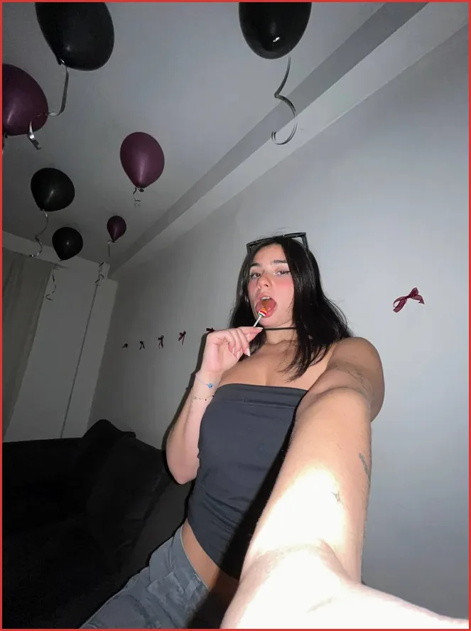 Chloe Beste Kostenlos OnlyFans AVNET E 2000 GmbH