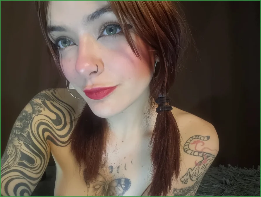 Kostenlos OnlyFans Emily - Breuninger GmbH & Co., Baden-Württemberg