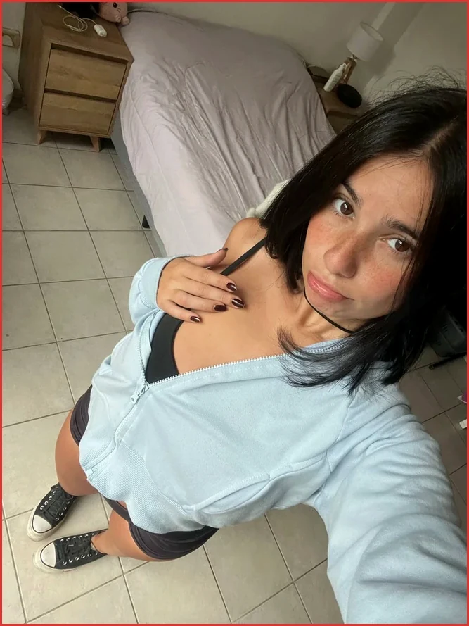 Chloe Beste Kostenlos OnlyFans Commerzbank AG Fil.