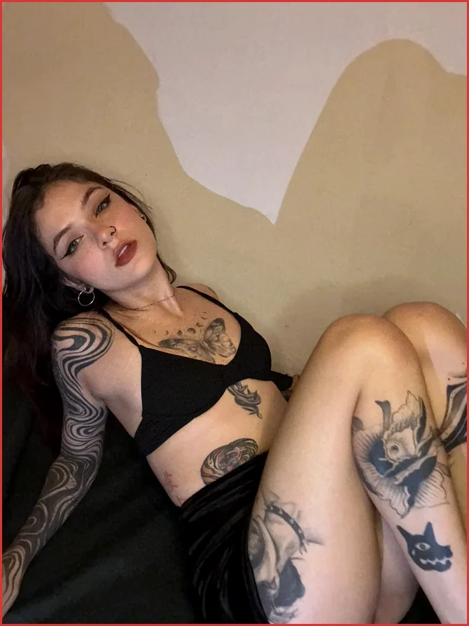 Top OnlyFans Emily - Deutsche Post AG Zustellstützpunkt Heilbronn, Baden-Württemberg