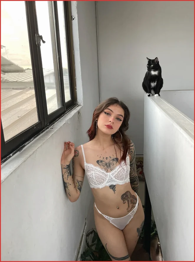 Emily, top Kostenlos OnlyFans models - Freudenberg & Co.