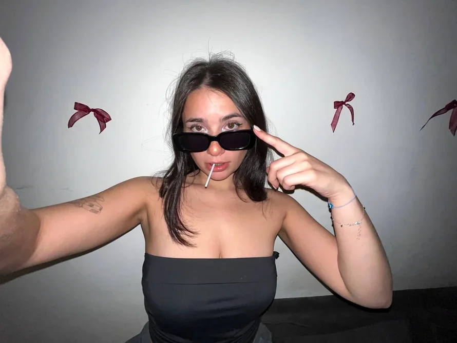 Chloe, top Kostenlos OnlyFans models - Industrie- u. Handelskammer Schwarzwald-Baar-Heuberg