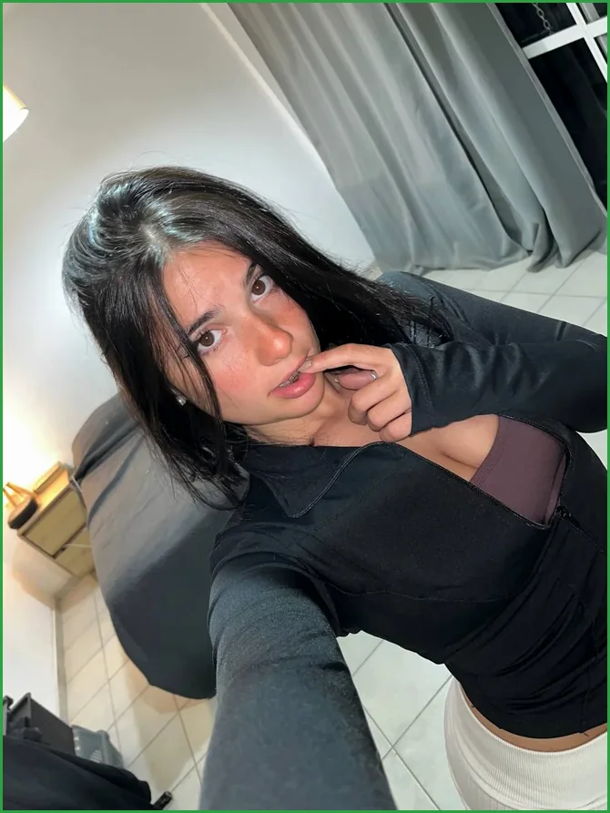 Beste Kostenlos OnlyFans Chloe - Mayfair Edition GmbH, Baden-Württemberg