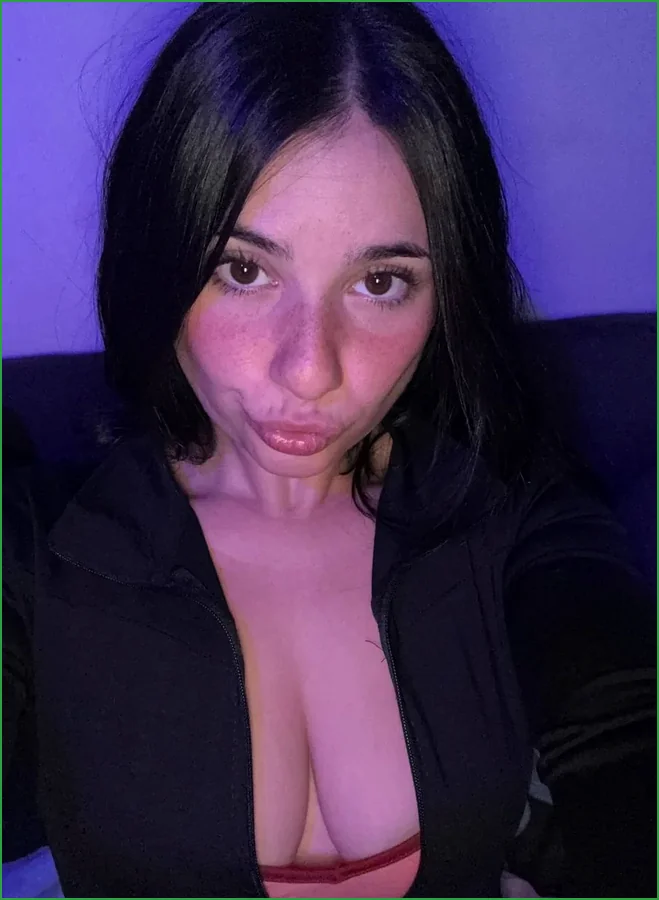 Chloe, top Kostenlos OnlyFans models - Metzler international (Deutschland) AG