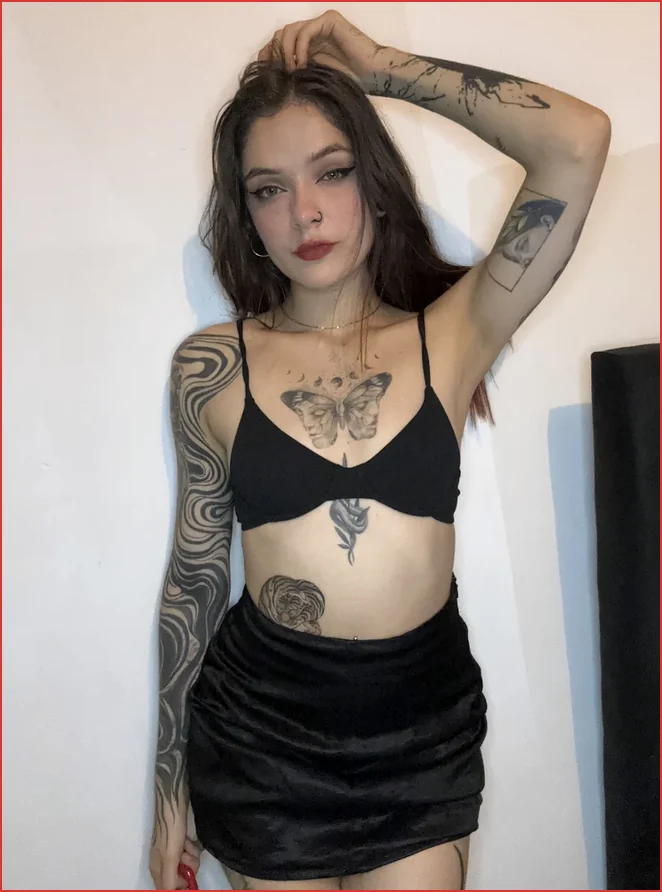 Kostenlos OnlyFans Emily - SOSTAR GmbH, Baden-Württemberg
