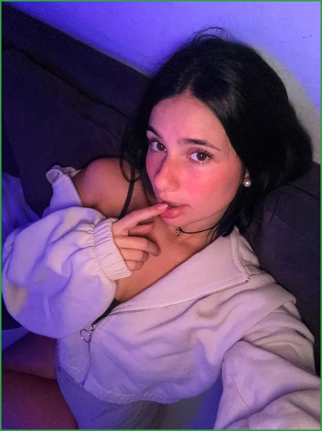 Top OnlyFans Chloe - Zweygart Fachgroßhandel, Baden-Württemberg