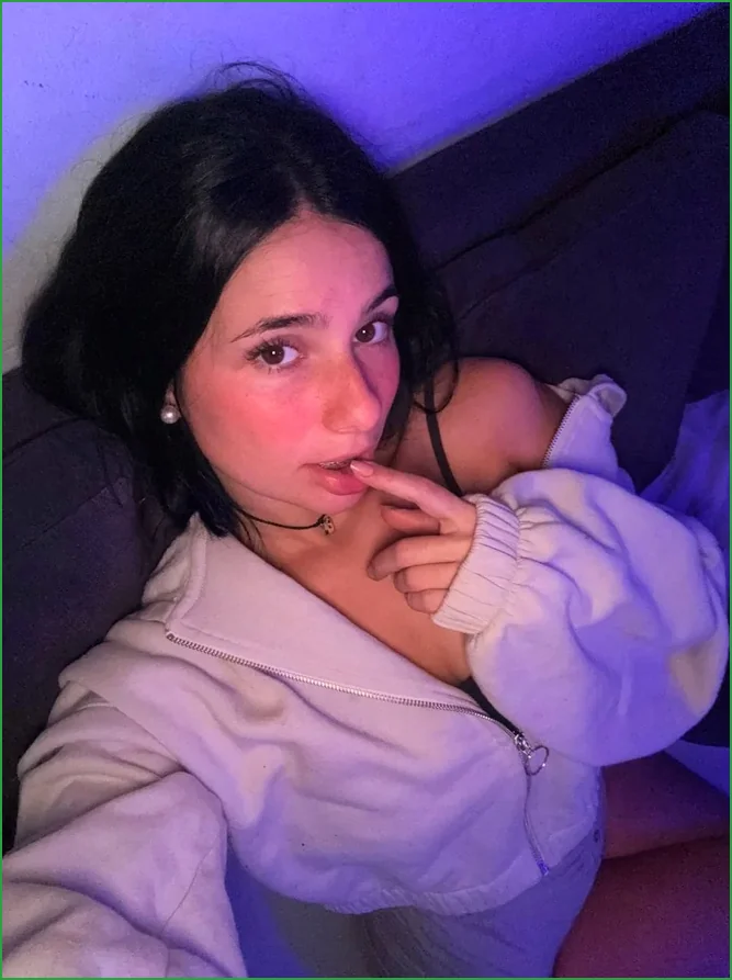 Chloe Beste Kostenlos OnlyFans Oyten