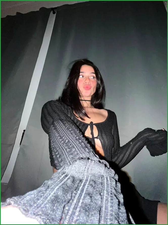 Chloe Beste Kostenlos OnlyFans Fischeln