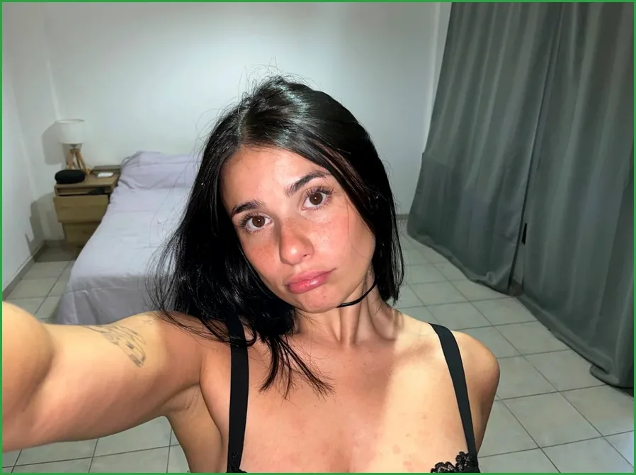 Chloe Beste Kostenlos OnlyFans Langendreer
