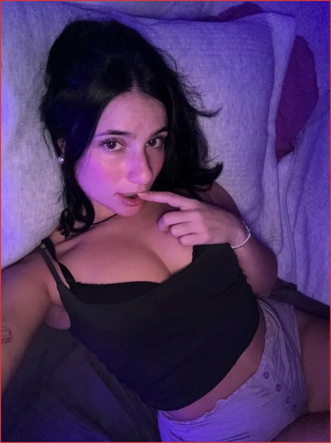 Chloe Beste Kostenlos OnlyFans Oschersleben
