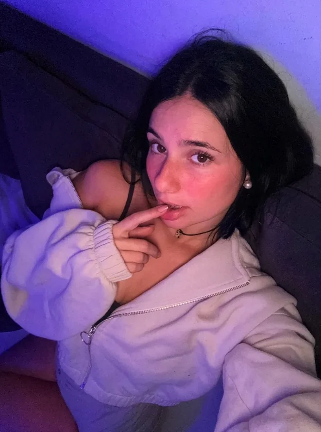 Chloe Beste Kostenlos OnlyFans Bad Oldesloe