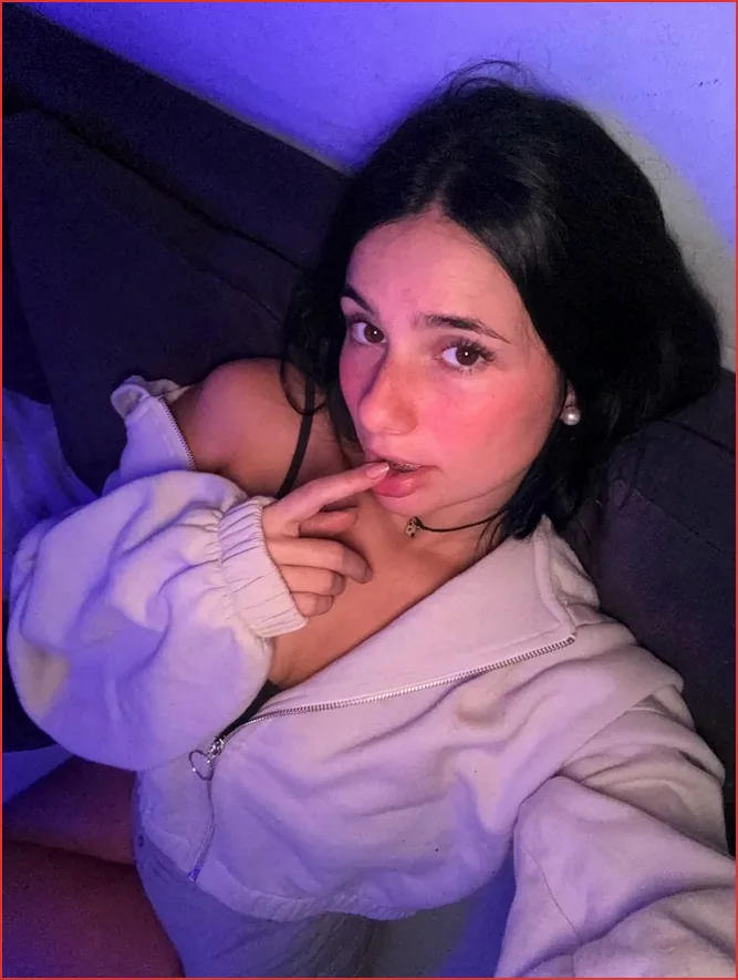 Chloe Beste Kostenlos OnlyFans Rendsburg